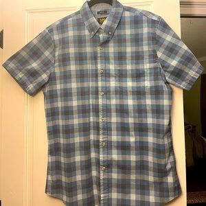 Short sleeve plaid button down. Size large.